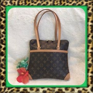 🔥🔥SUPER SALE🔥🔥PRICE FIRM✅NO OFFERS 👑AUTHENTIC LV Monogram Sac Coussin GM